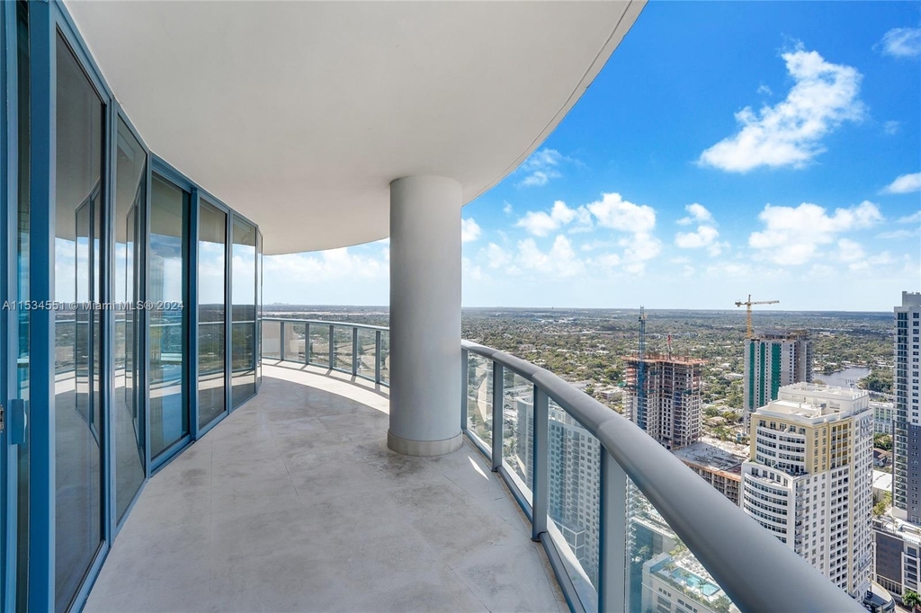 333 Las Olas Way - Photo 12