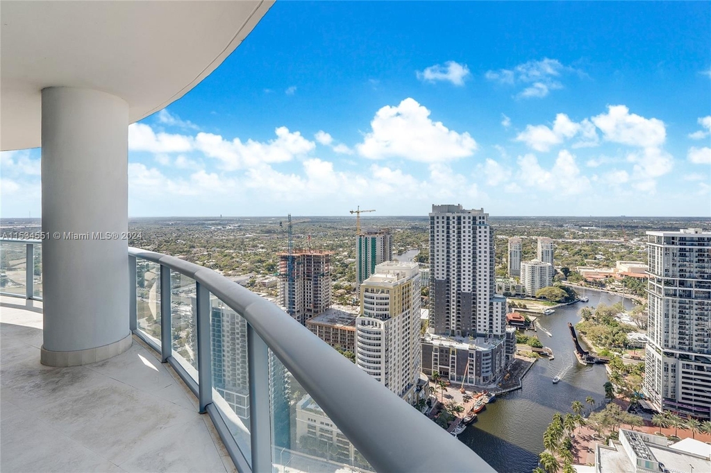 333 Las Olas Way - Photo 27