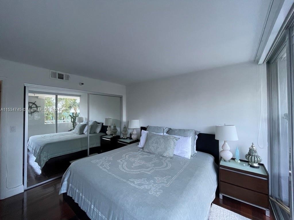 2025 Brickell Ave - Photo 13