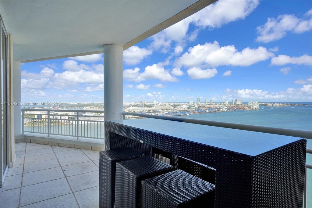 848 Brickell Key Dr - Photo 25