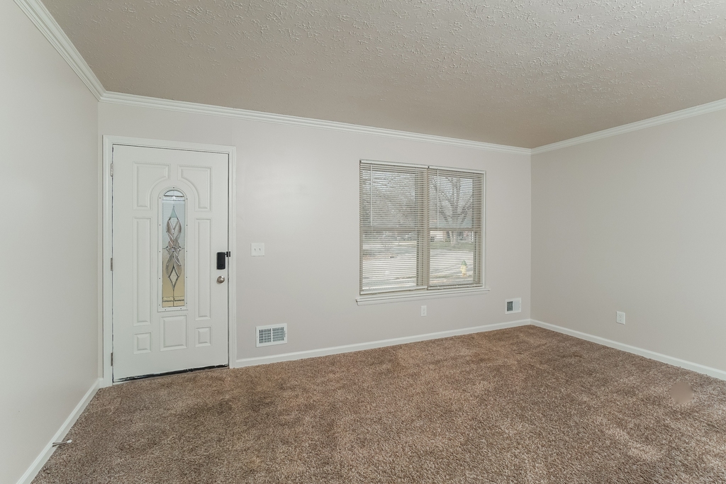 1702 Northaven Drive - Photo 4