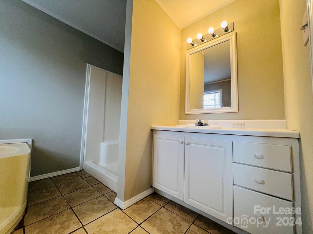 7677 Lakehaven Drive - Photo 7