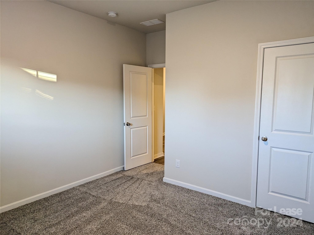 111 Bird Dog Drive - Photo 2