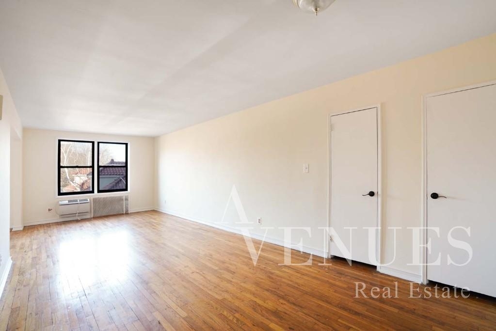 1000 Ocean Parkway - Photo 1