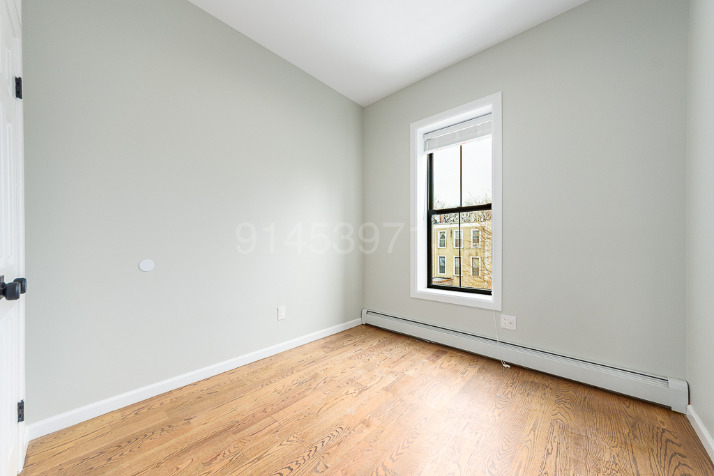 1234 Putnam Avenue - Photo 5