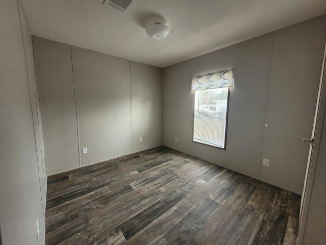 1730 Daffodil Ave - Photo 3