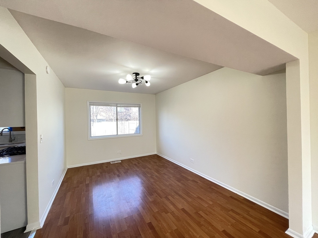 2607 Homestead Drive - Photo 2