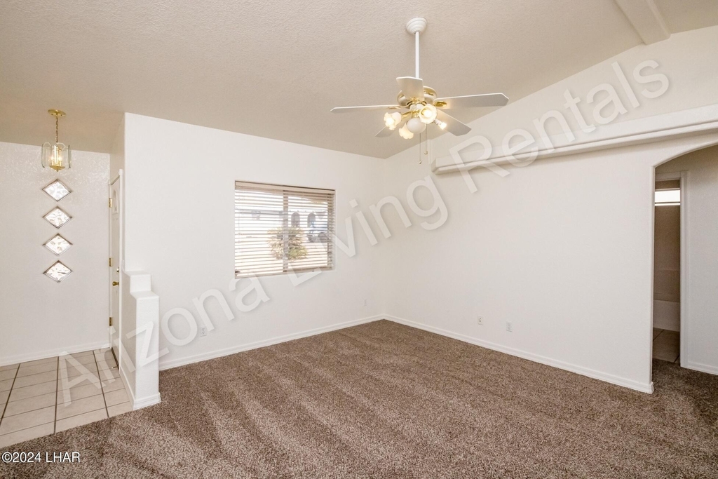 2170 Hillside Dr - Photo 6