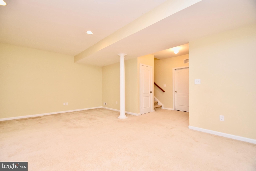 1110 S Olmsted Parkway - Photo 21