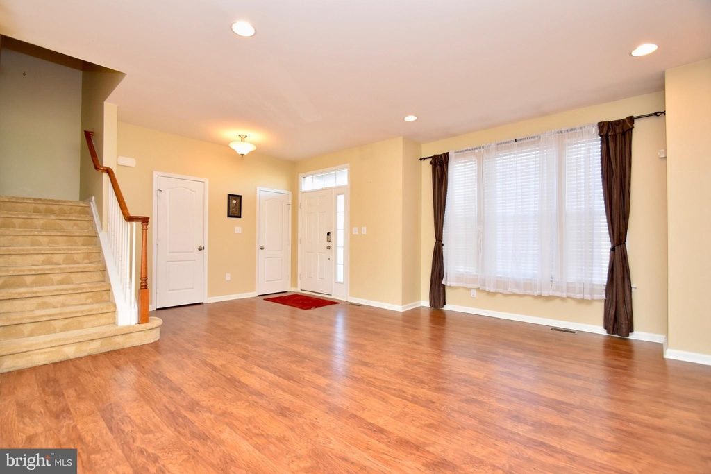 1110 S Olmsted Parkway - Photo 1