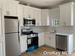 515 Jackson Avenue - Photo 1