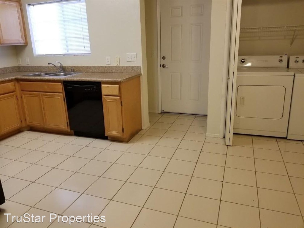 600 Hoskings Avenue - Photo 14