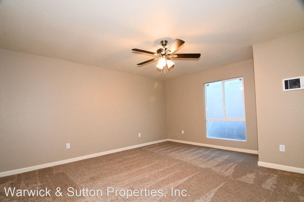 840 Third Avenue - Photo 6