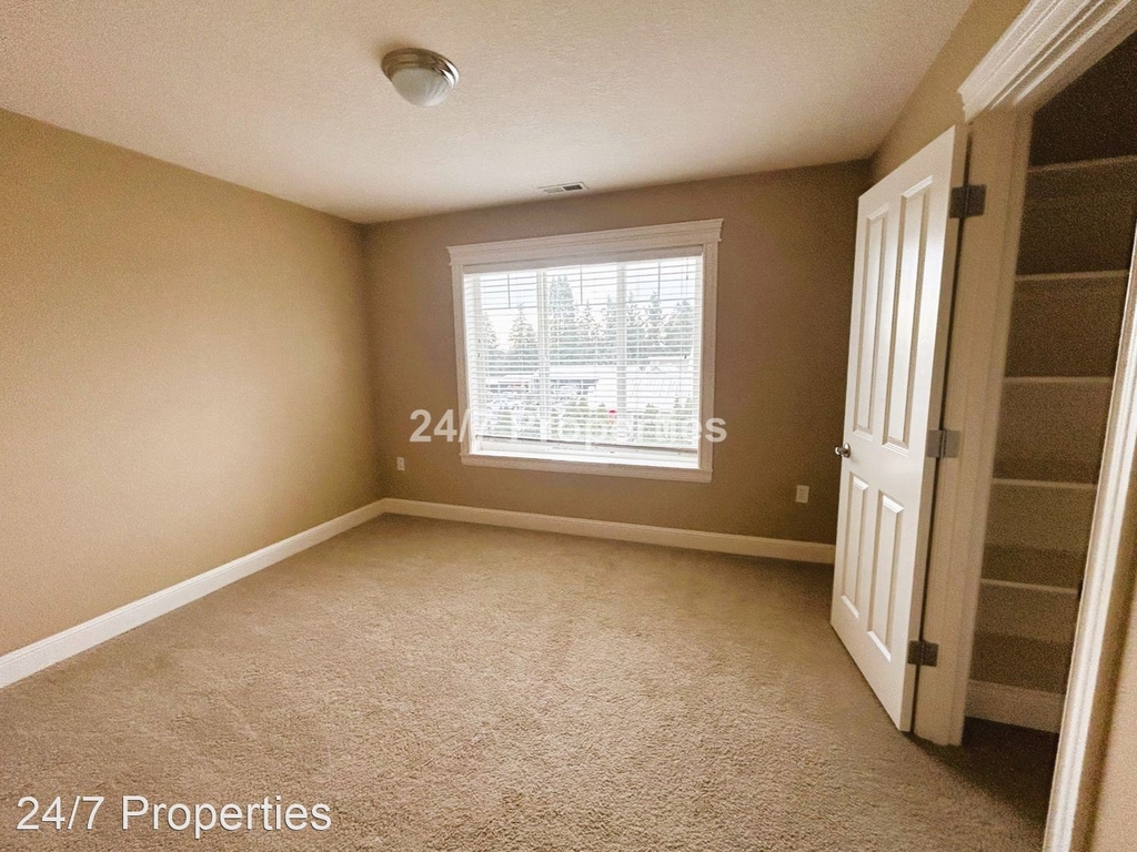 4237 Sussex St. - Photo 12