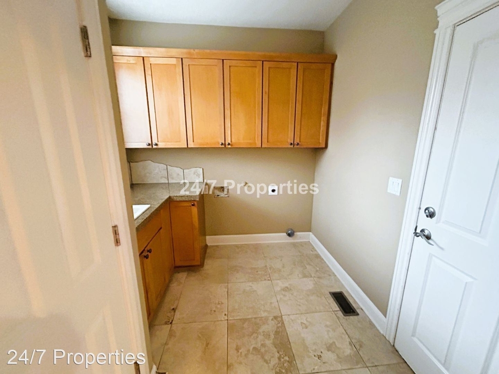 4237 Sussex St. - Photo 4