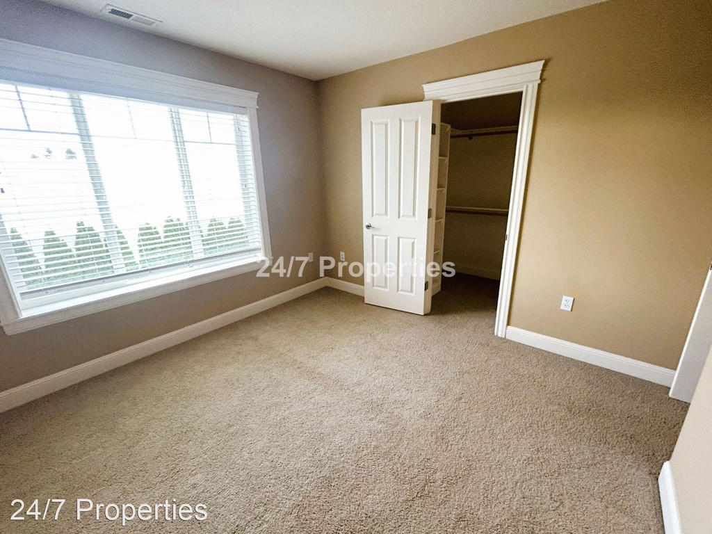 4237 Sussex St. - Photo 13