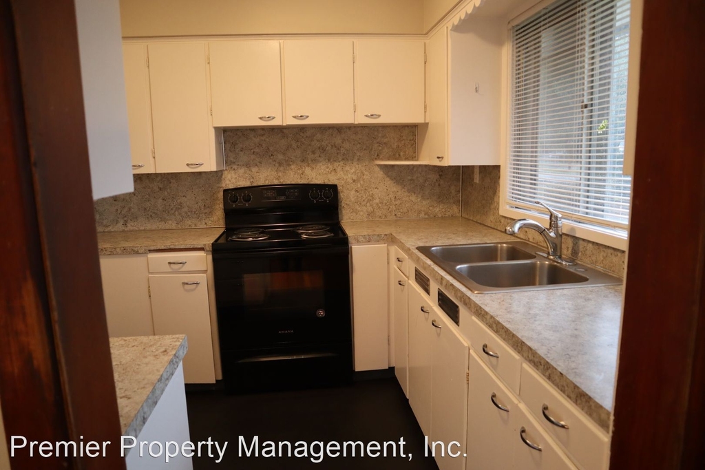 3602 E 13th St. - Photo 5