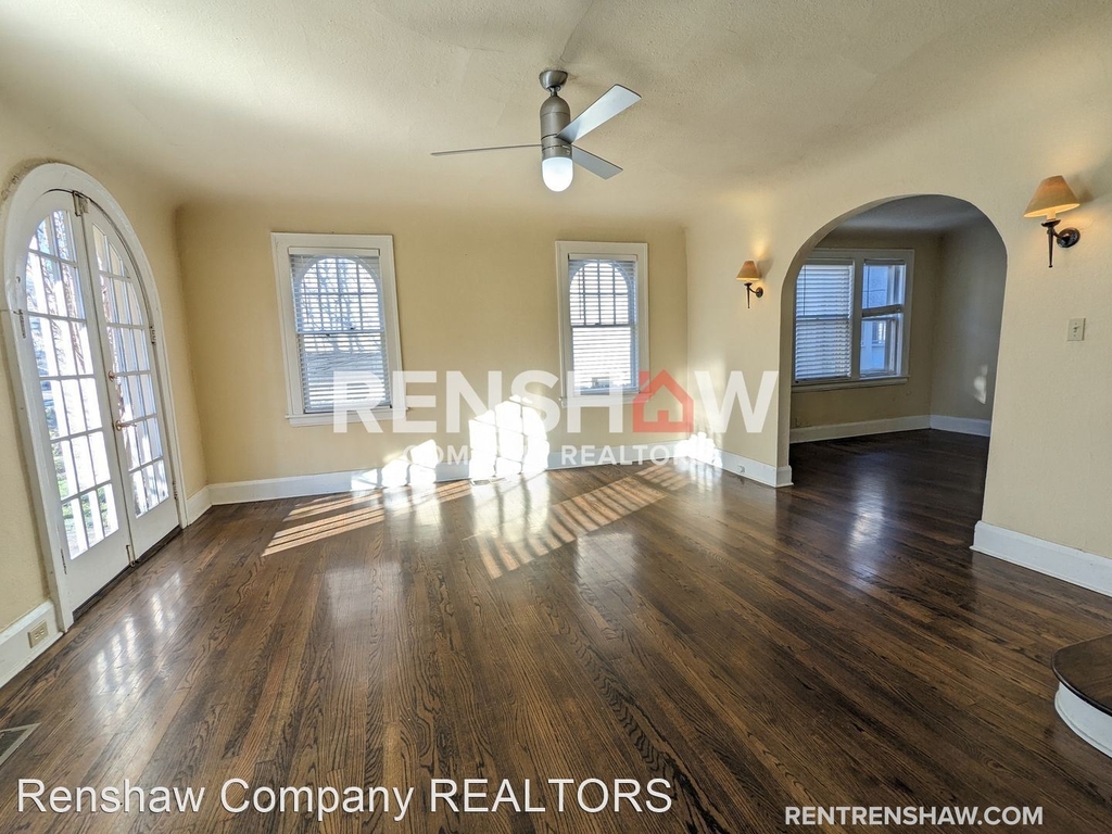 662 S. Mclean Blvd - Photo 2