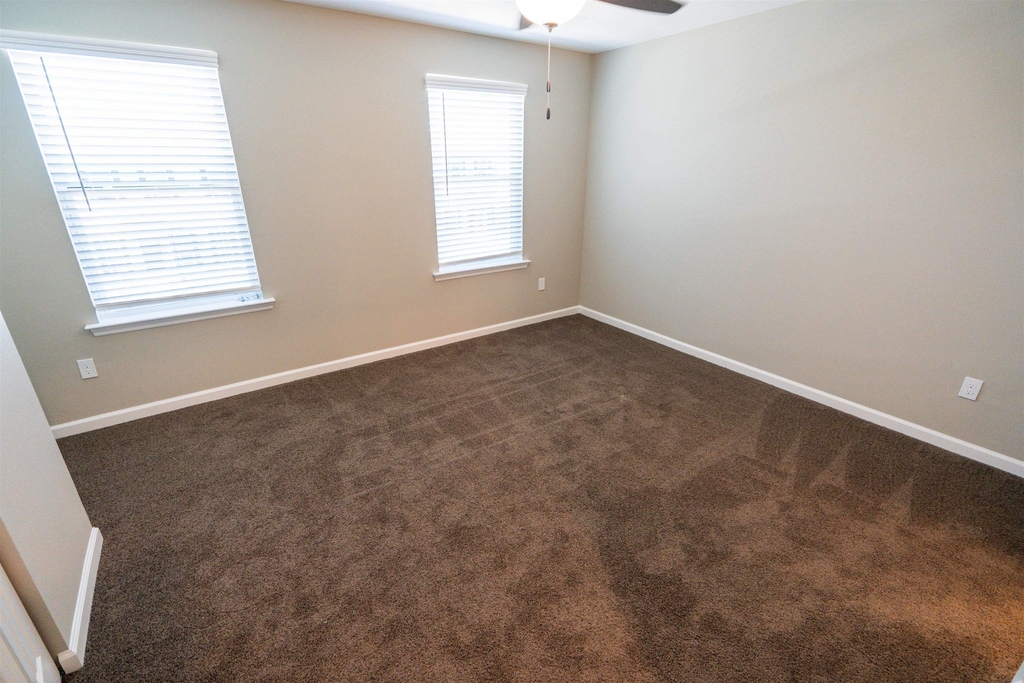 2247 Del Carmel Way - Photo 14