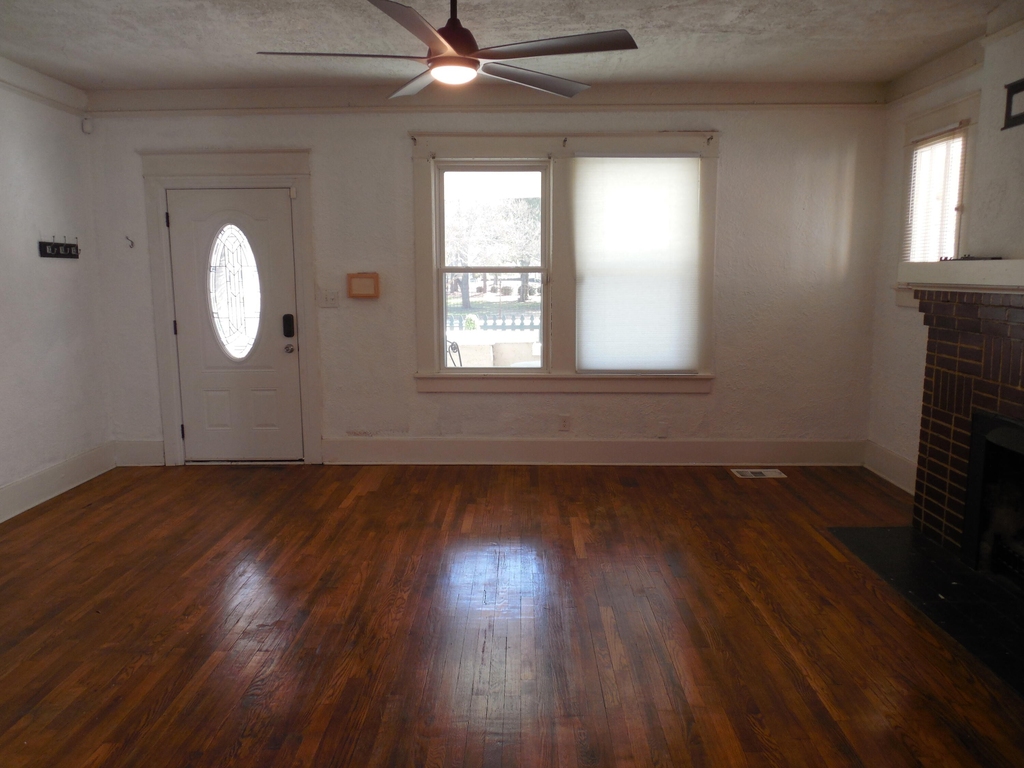 2407 Wrightsboro Road - Photo 3