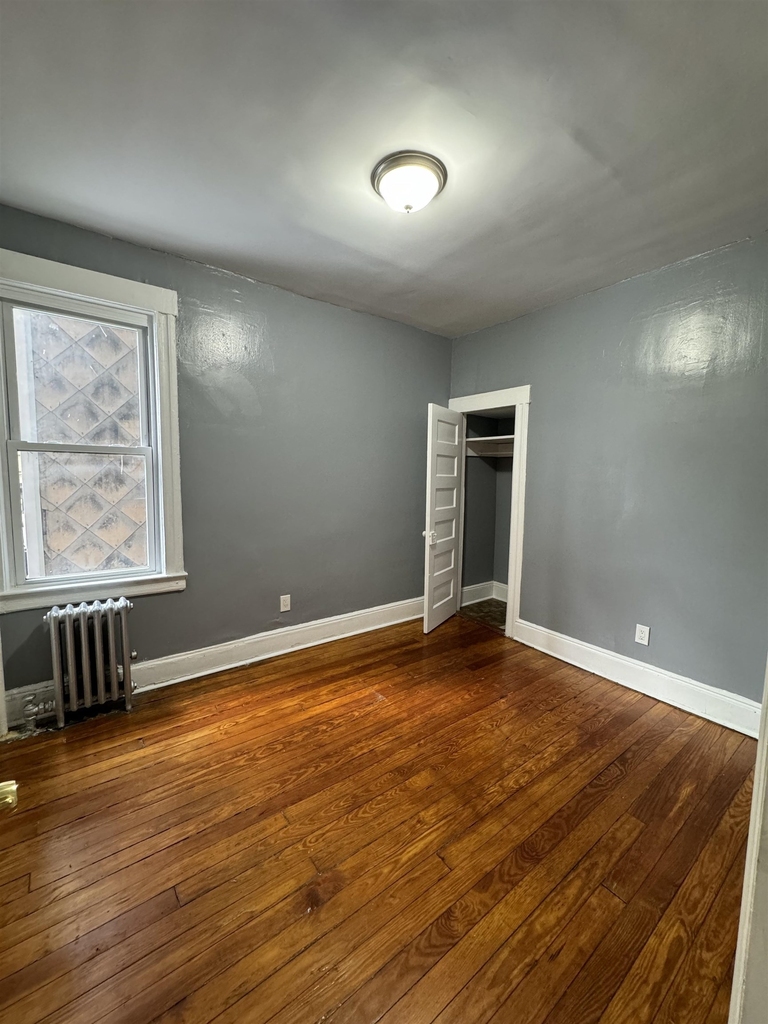 256 Liberty Ave - Photo 5