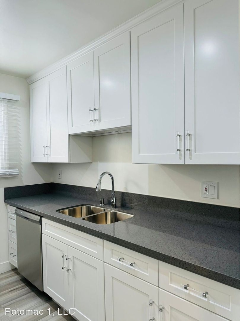 3844 Potomac Ave - Photo 8