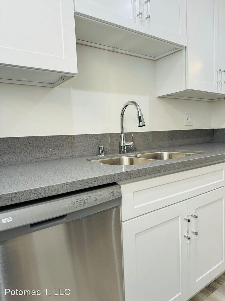 3844 Potomac Ave - Photo 10