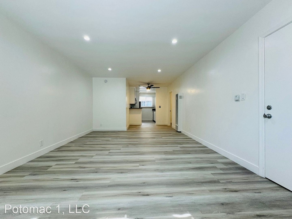 3844 Potomac Ave - Photo 2