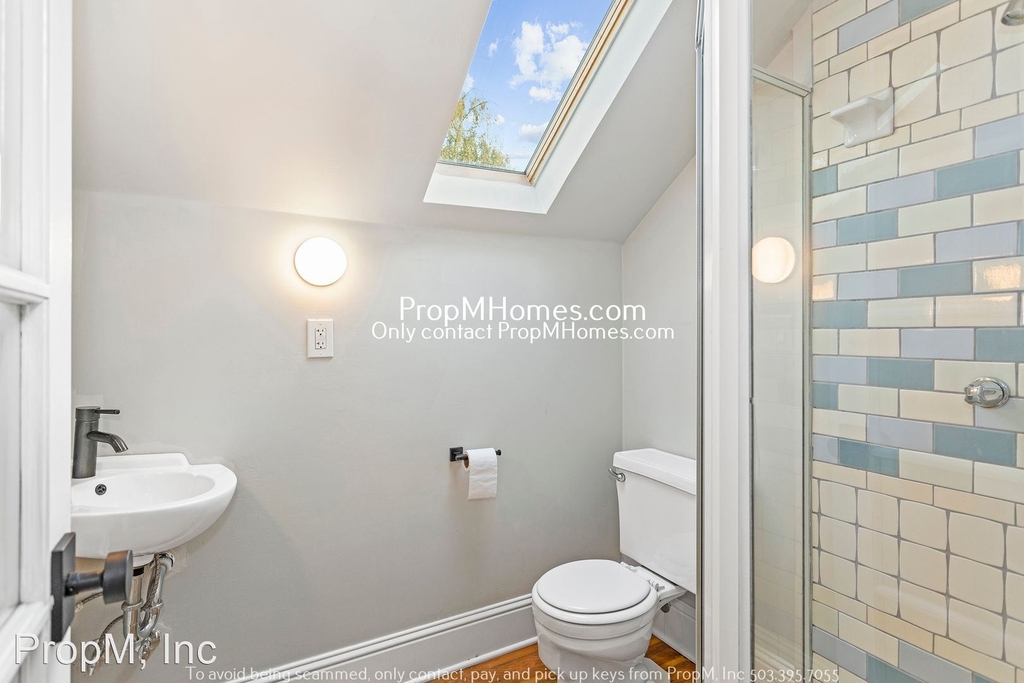 4544 N Williams Avenue - Photo 2