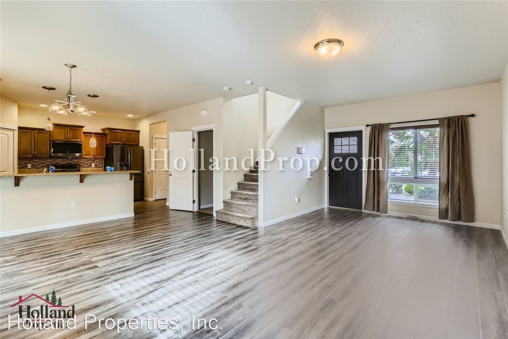 2750 29th Ave. - Photo 2