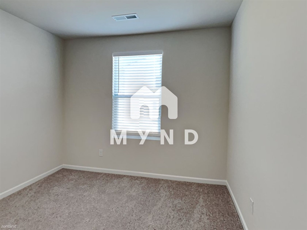 2407 Cranberry Way - Photo 11