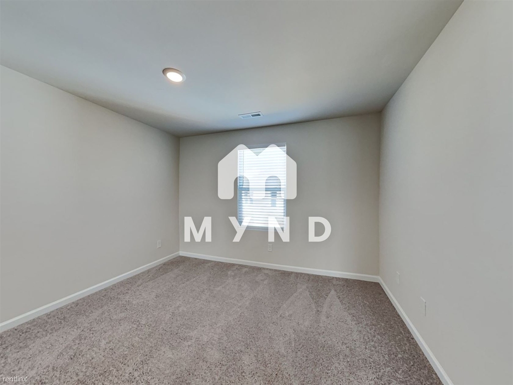 2407 Cranberry Way - Photo 16