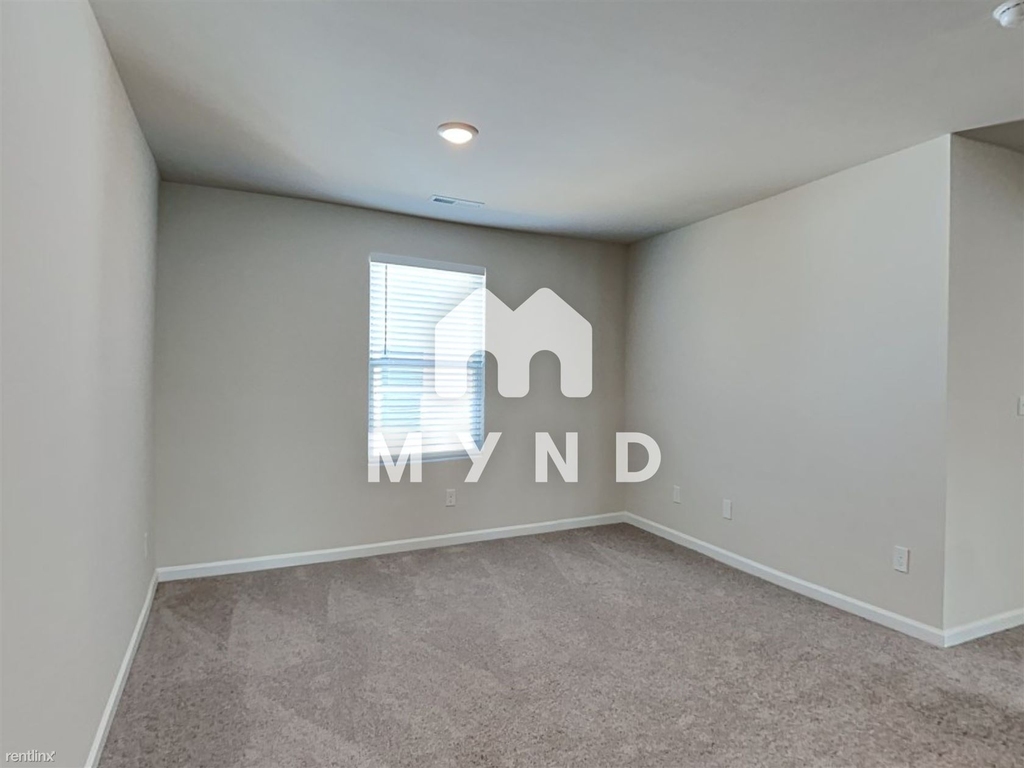 2407 Cranberry Way - Photo 15