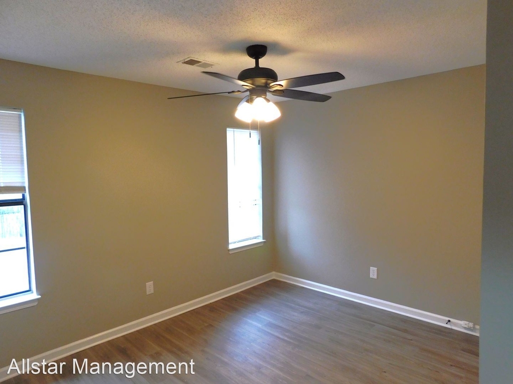 8078 Greenbrook Parkway - Photo 20