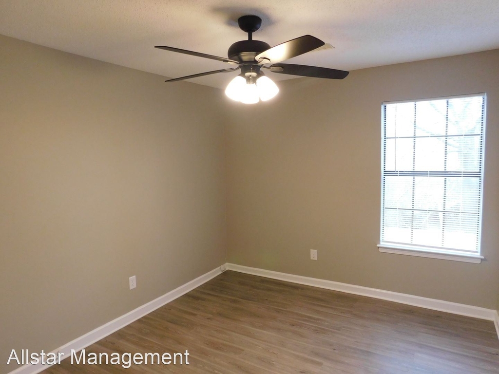 8078 Greenbrook Parkway - Photo 14