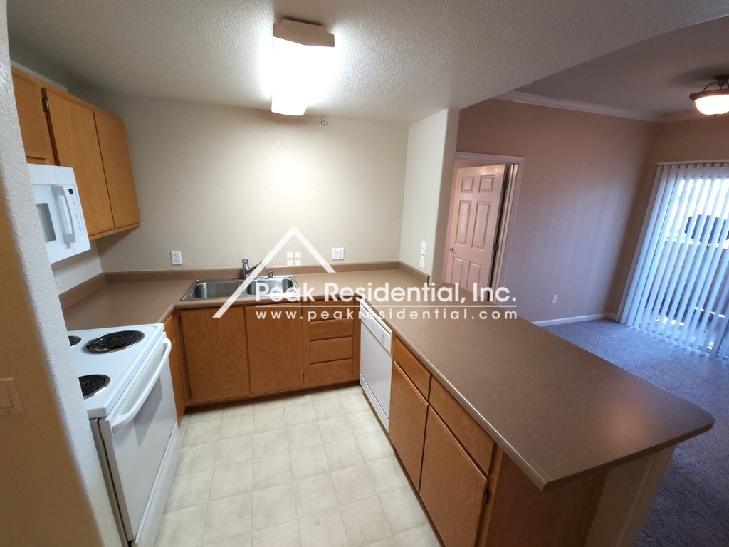 10001 Woodcreek Oaks Blvd #1525 - Photo 8