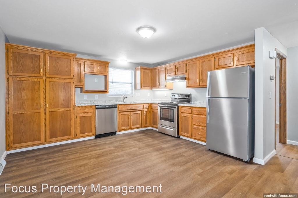 3901 East River Dr. - Photo 1