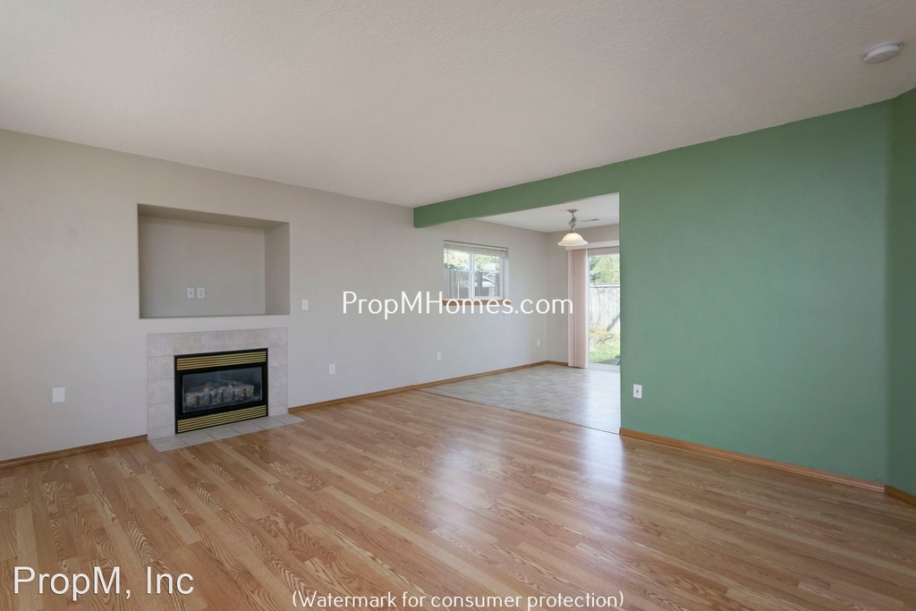 19326 Silverfox Parkway - Photo 1