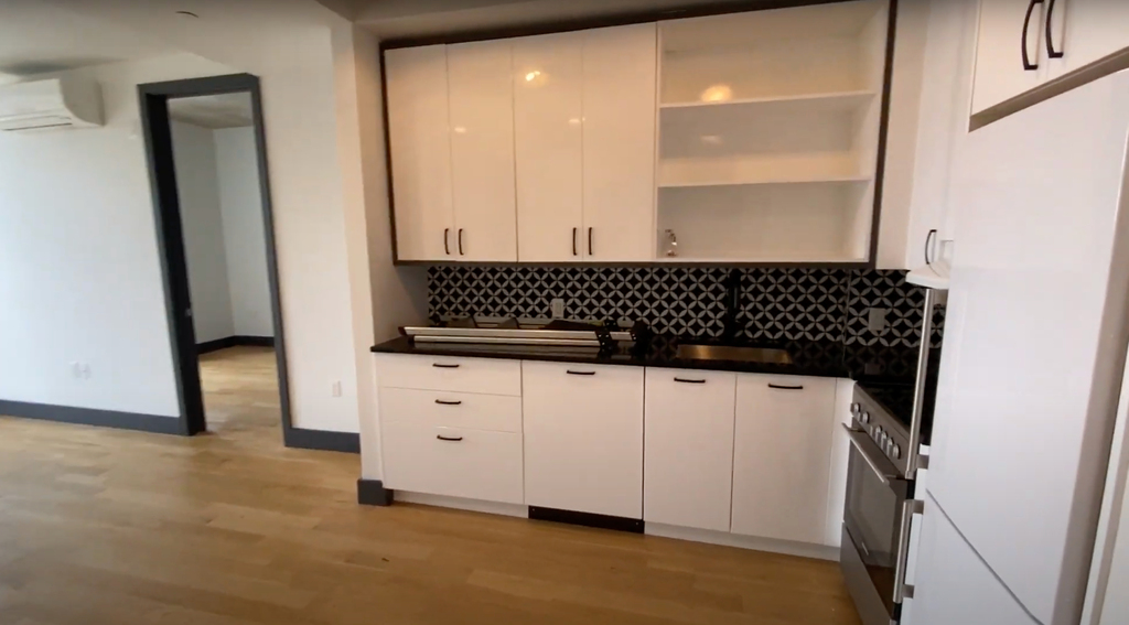 889 Bushwick Avenue - Photo 3