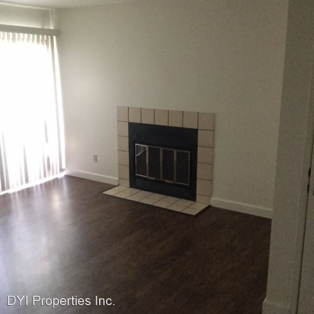 740 Villa Avenue - Photo 1