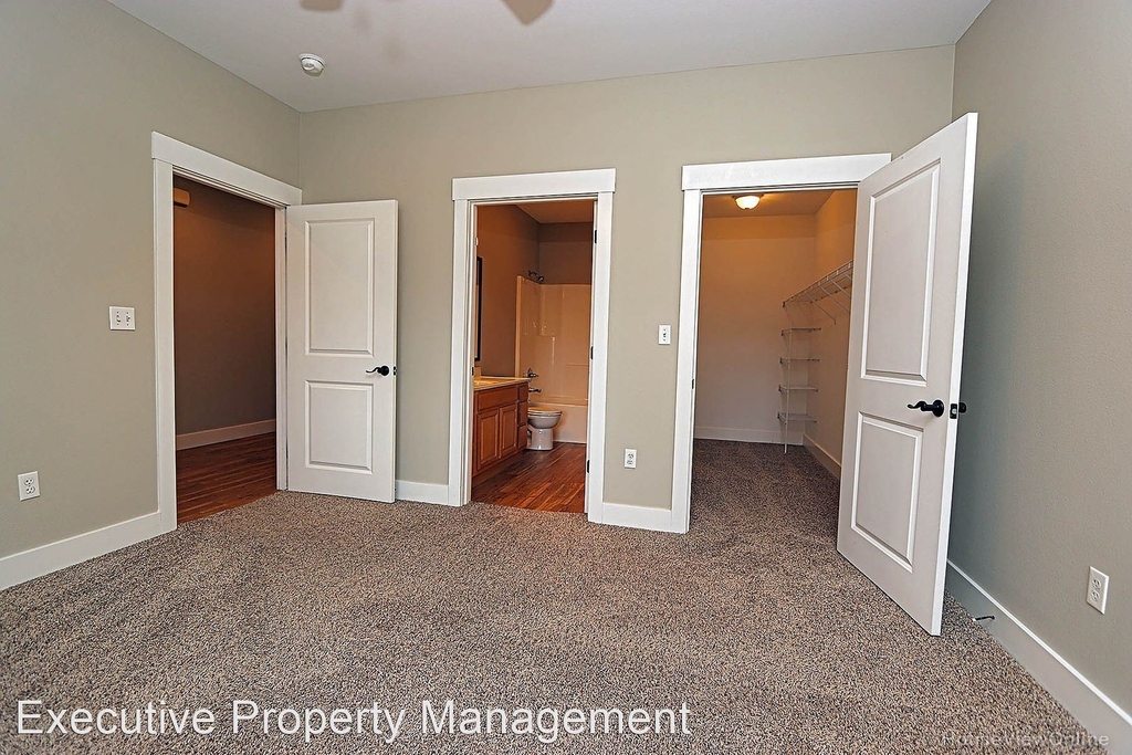 2007 Walden Pond Way - Photo 13