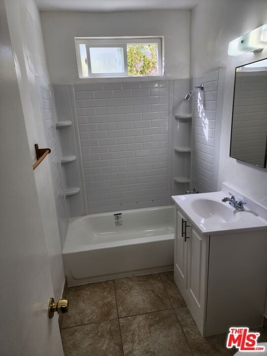 514 W Hyde Park Blvd - Photo 10