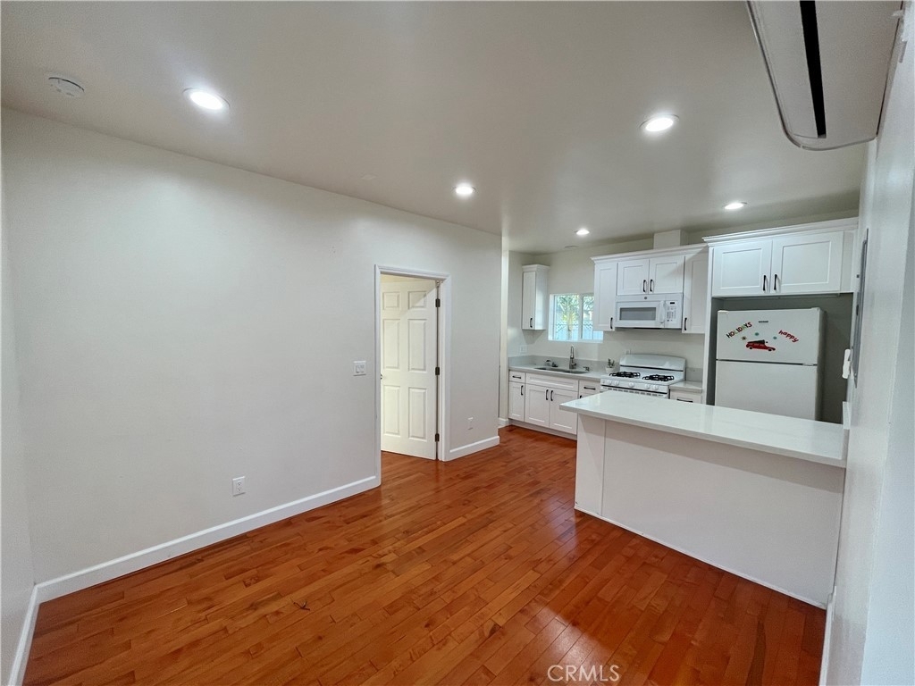 14910 Gerkin Avenue - Photo 1