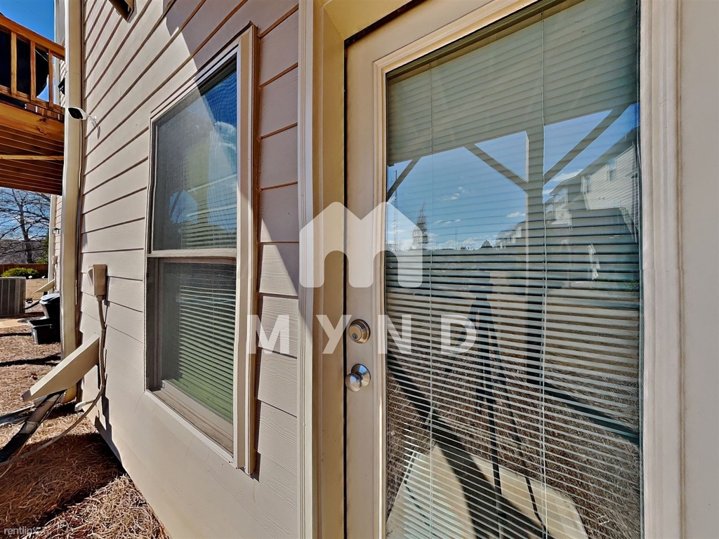 4192 Moncure Dr - Photo 13