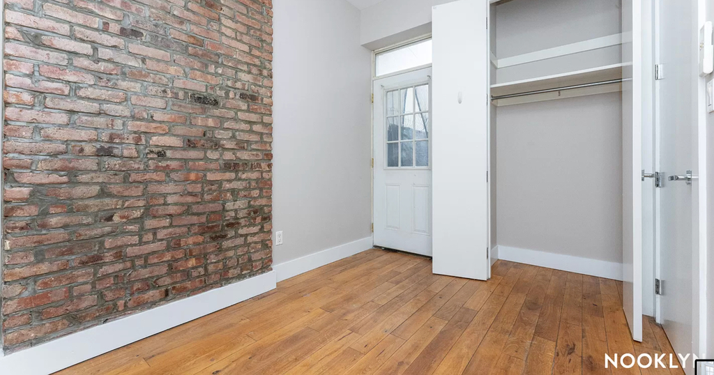 1346 Hancock Street - Photo 11