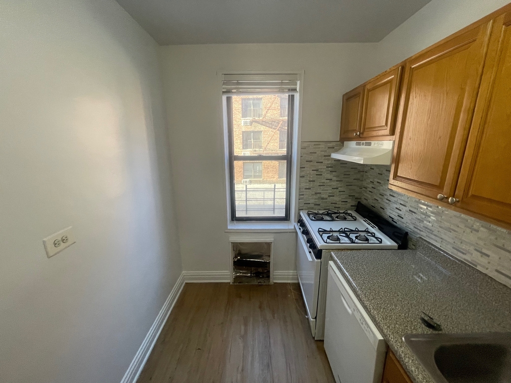 102-25 67th Drive - Photo 4