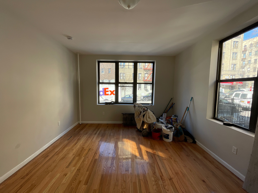 West 174th Street and Grand Avenue - Photo 4