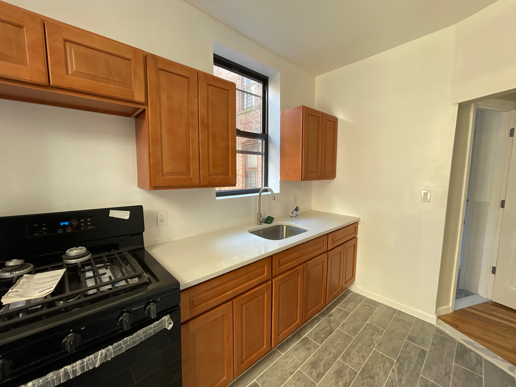 West 174th Street and Grand Avenue - Photo 0