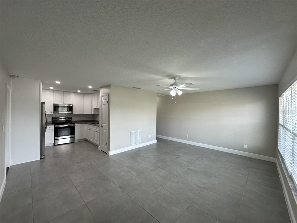 6019 Fortune Place - Photo 5