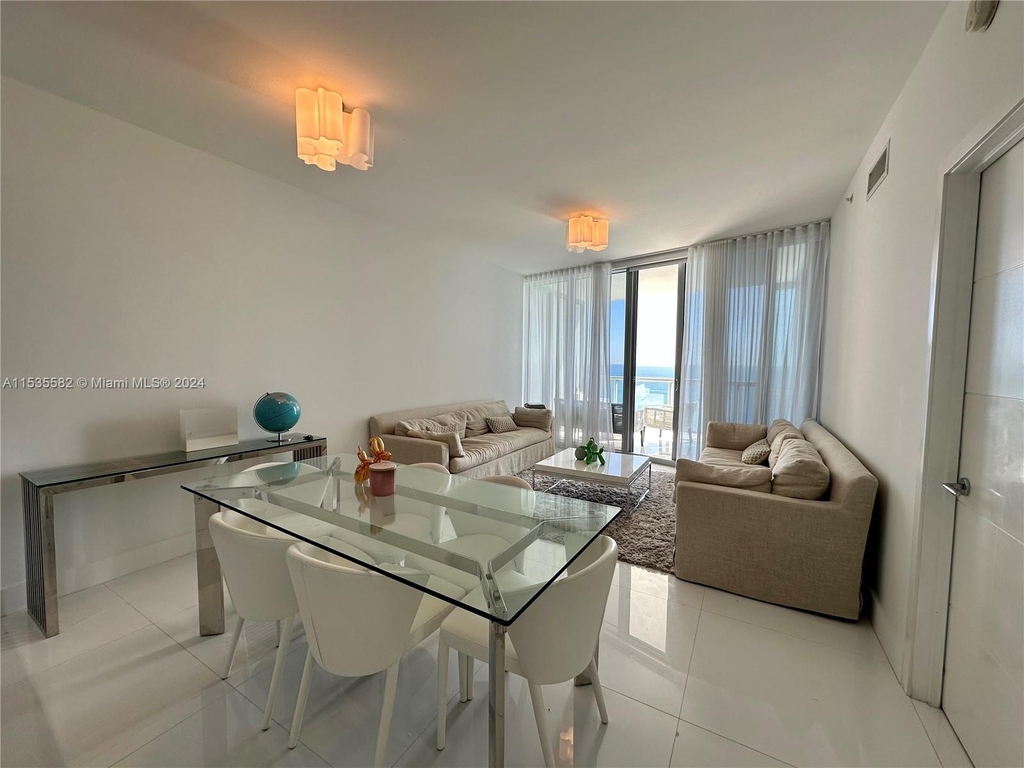 17121 Collins Ave - Photo 8